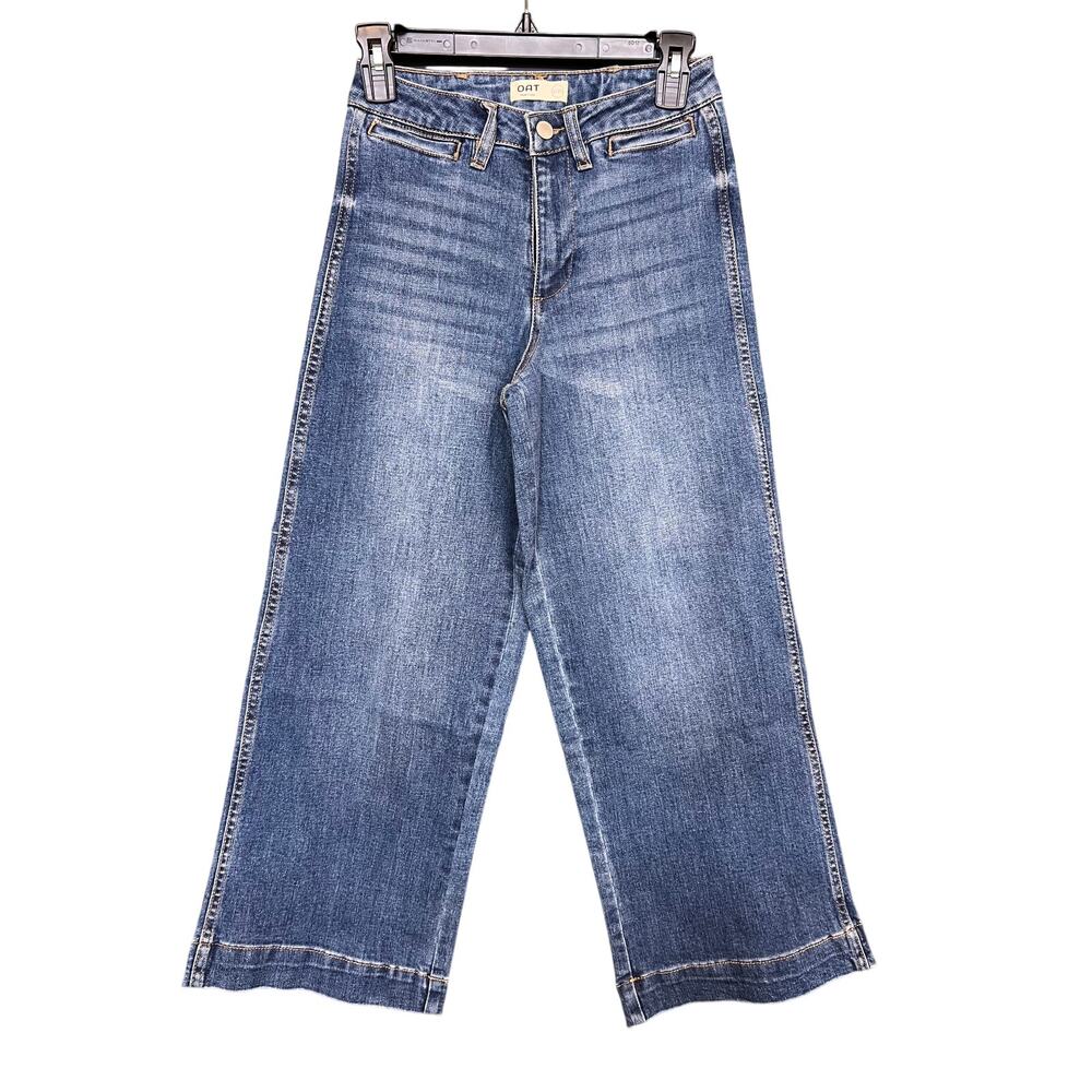 OAT Medium Wash Wide Leg Cropped Jeans Size 25